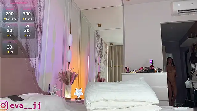 Eva_JJ live cam on StripChat