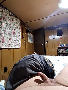 Papabear98 live cam on StripChat