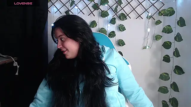 Nika_1_ live cam on StripChat