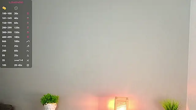 HannaHayles live cam on StripChat
