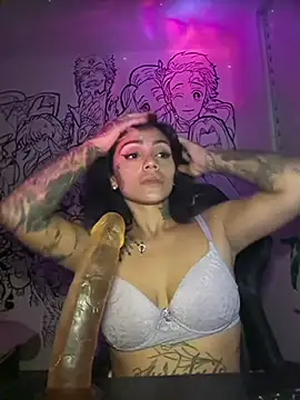 kahpoliver live cam on StripChat