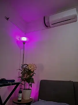 SheenaBrooke webcam