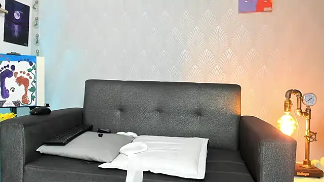 Alaia_Love77 webcam