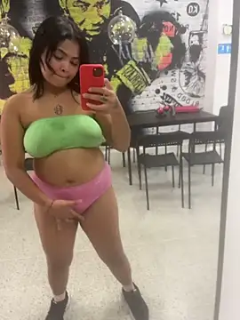 HoneyBunXXX webcam