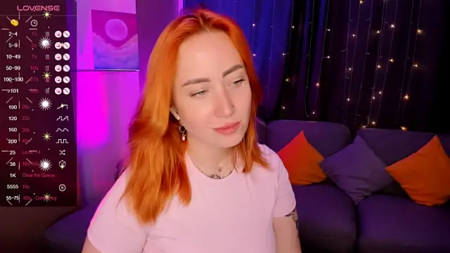 deboramoore live cam on StripChat