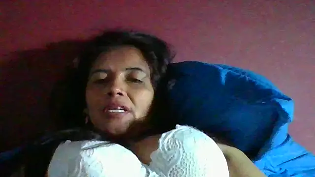 dianaochoa_ (F milf) - open pussy and🔥squirt 🤤