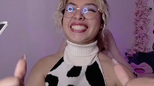 haelycute - Haelycute's free webcam - UK Sex Cams