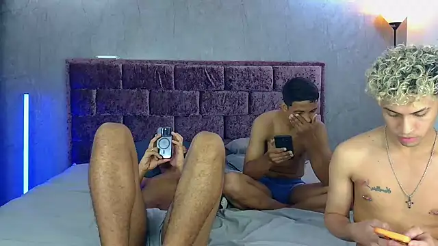 Wild_Squad webcam