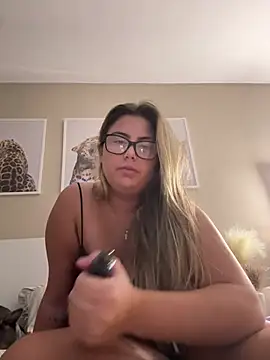 hiddensecretxx webcam