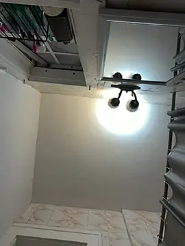Ash_satisfying_orgasm webcam