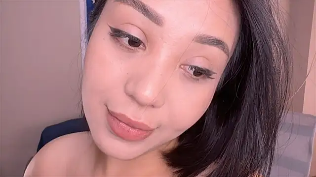 PurrrfectMiko live cam on StripChat