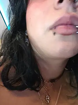 Sarah_Lark- webcam