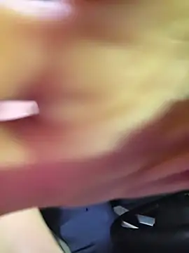 julimonroe webcam