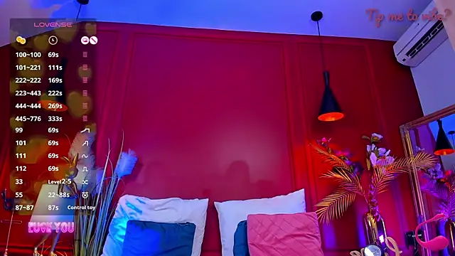 Mayzzie webcam