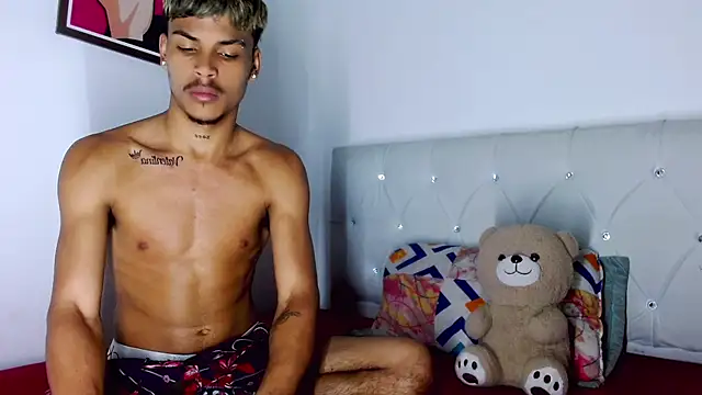 Angel_foxc13 webcam