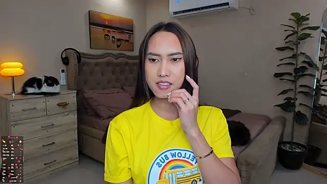 OliGasm webcam