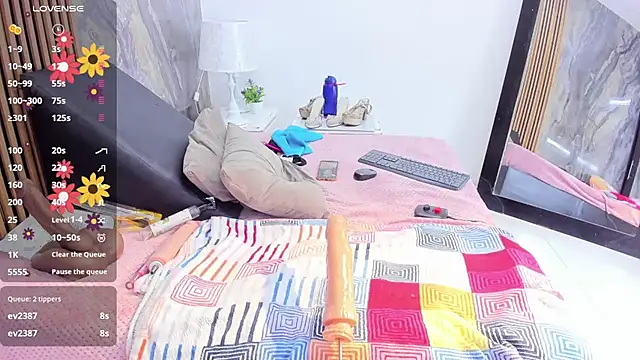 LauraSaenz01 webcam