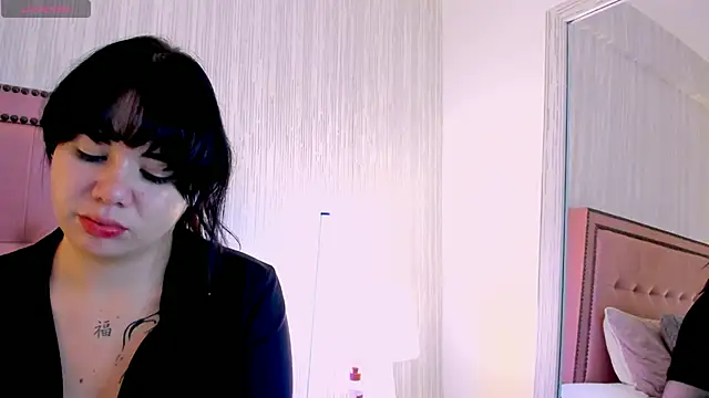 LinaBlack_ live cam on StripChat