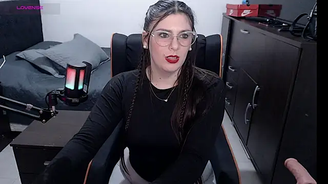 xxbbtaa live cam on StripChat