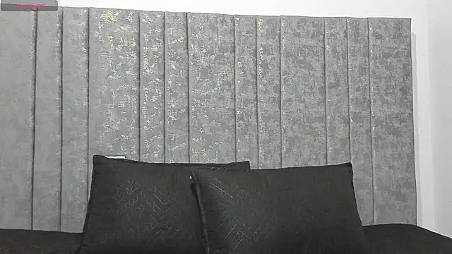 Calvin_Hunter webcam