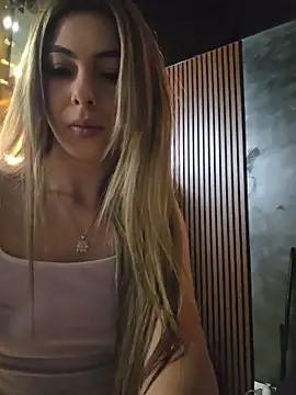 AylinRosee webcam