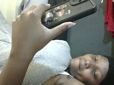 Midnightnova1 webcam