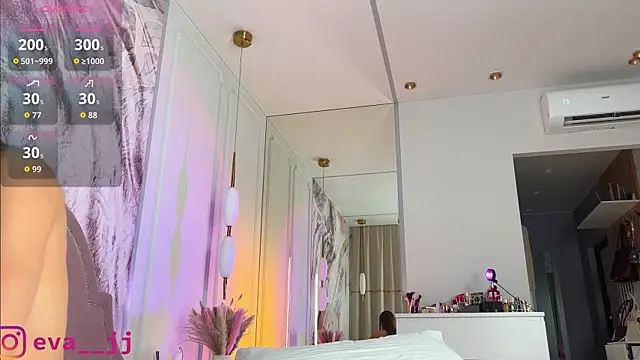 Eva_JJ