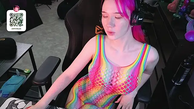 Maya_Viola webcam