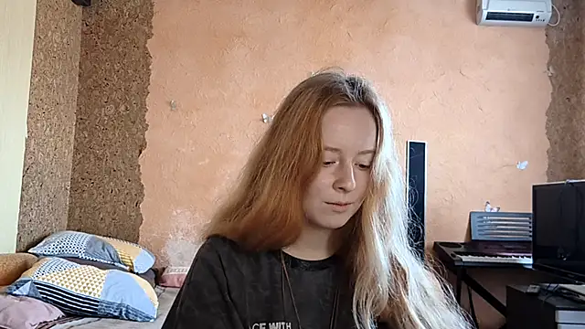 KateVibe_01 webcam