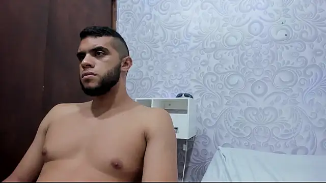 harperandmason (Ask my age) - crempie in pussy
