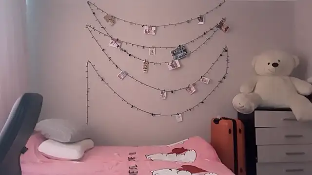 glamorforyou (F teen) - Booty view