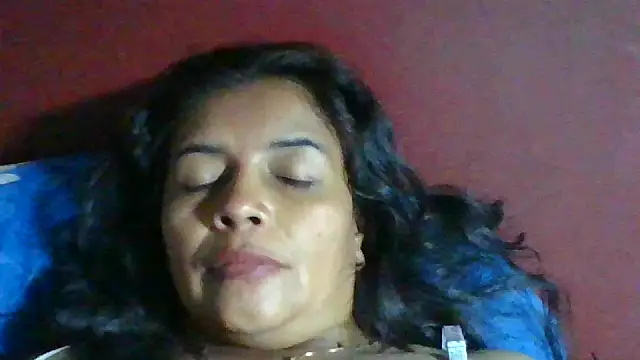 DianaOchoa_ live cam on StripChat