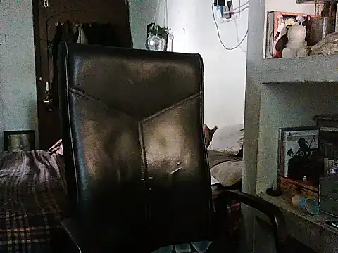 exude_diya webcam