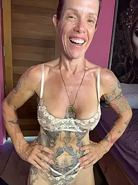 mommyselenafit_ webcam