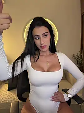 SarahhSmitth1 live cam on StripChat