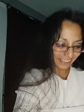 LucyCherry69 webcam