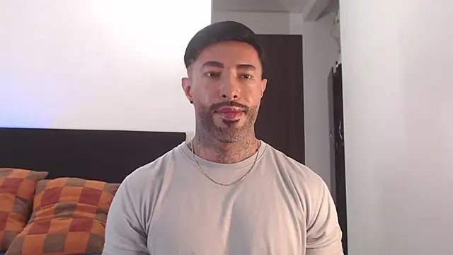 andrea_de_lucaa webcam