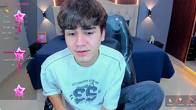 Tommy18__ live cam on StripChat