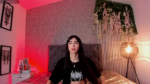lana_gill1