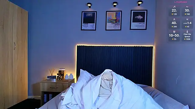 Leo_Savage_ webcam