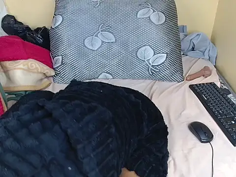 Honey_Glow_ webcam