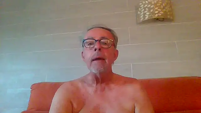 tuggy59 (M grandpa) - cock stroke and toi masurbating