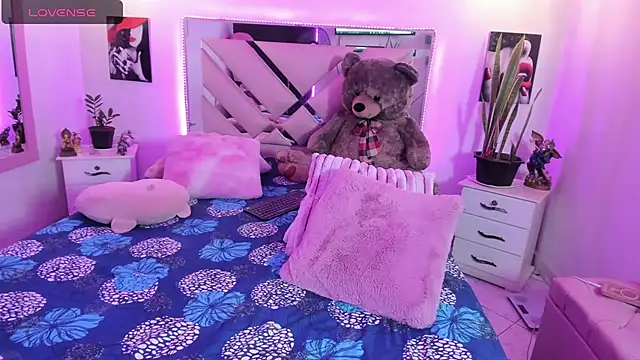 Karly_moon