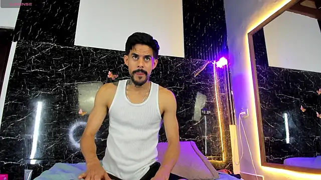 Leo_Vesper live cam on StripChat