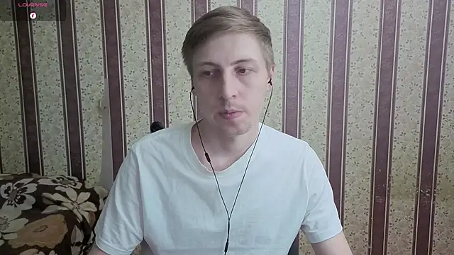 Darien_Brown live cam on StripChat