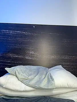 sharlot24 - Sharlot24's free webcam - UK Sex Cams