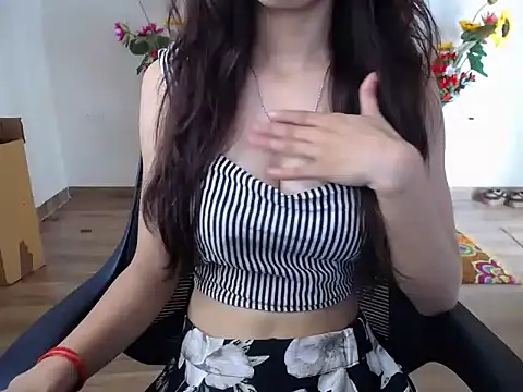 sweety_piyu (F teen) - cute girl