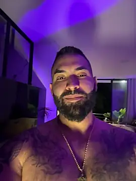 Max-prada webcam