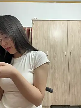 Babybooo01_ webcam