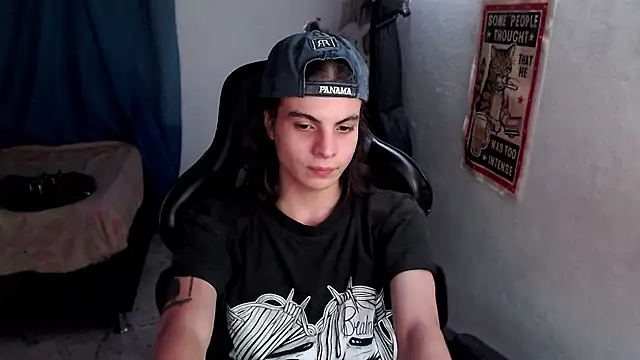 Elastic_Fantasy webcam